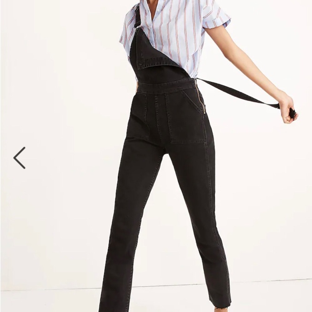 Madewell skinny black overalls!!